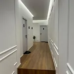 Apartment Fa At Center 02 *
